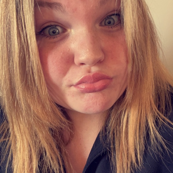 Meet the Posher Other - Meet your Posher, Makenna